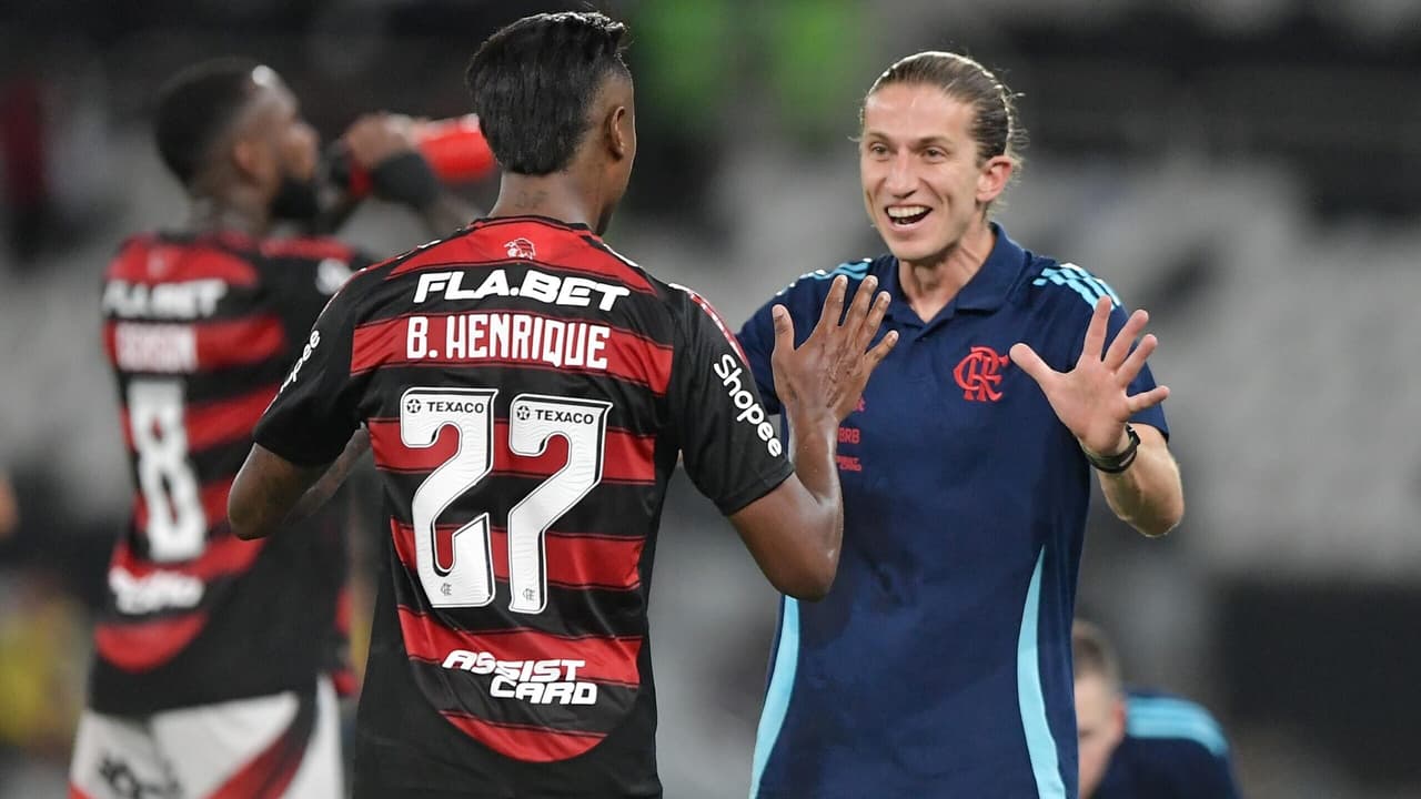 Drama nos bastidores: Filipe Luís reage à polêmica envolvendo Bruno Henrique no Flamengo