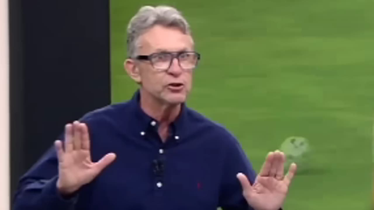 Craque Neto critica desempenho de Filipe Luís no Flamengo: Não consegue entregar