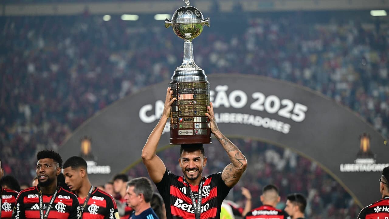 Flamengo brilha e Danilo é exaltado como herói histórico após conquista sensação no futebol português