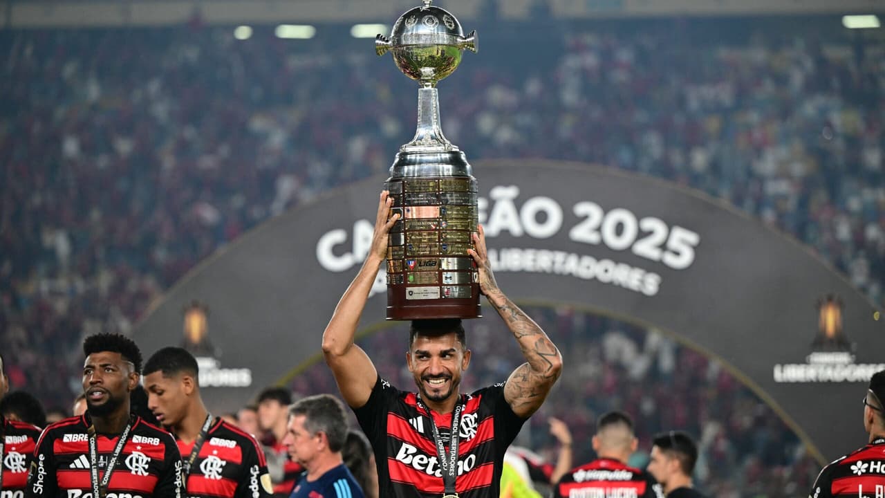 Flamengo aguarda ansiosamente data de estreia na Copa Intercontinental em meio a preparativos intensos
