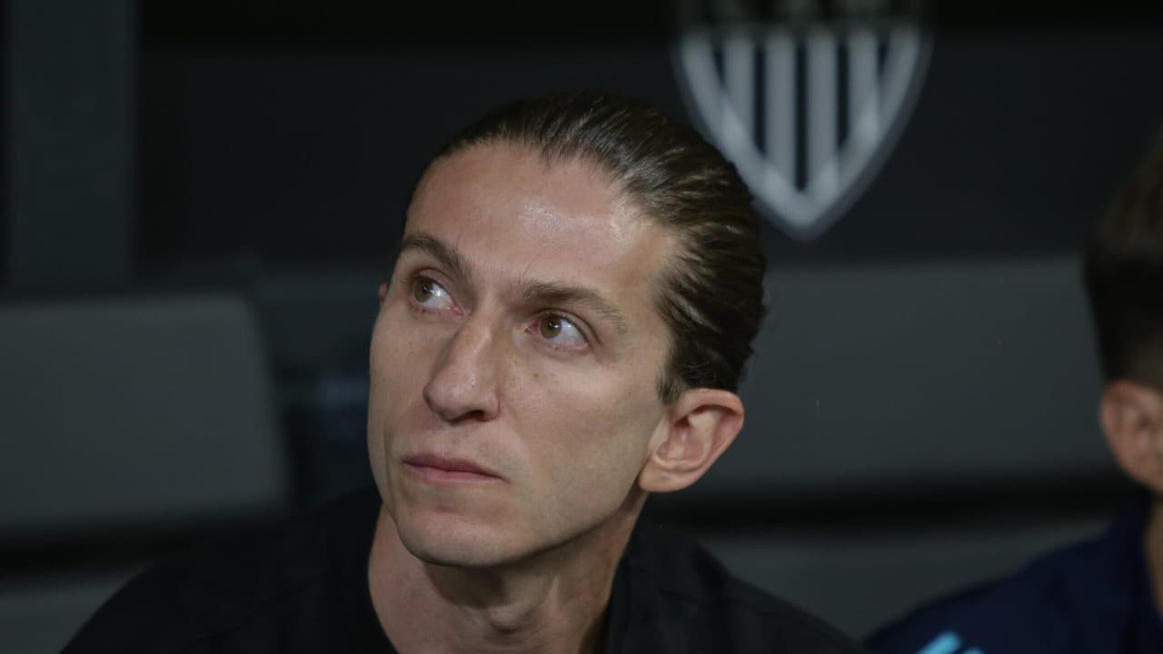 Filipe Luís analisa empate frustrante do Flamengo com o Atlético-MG: Um dia difícil