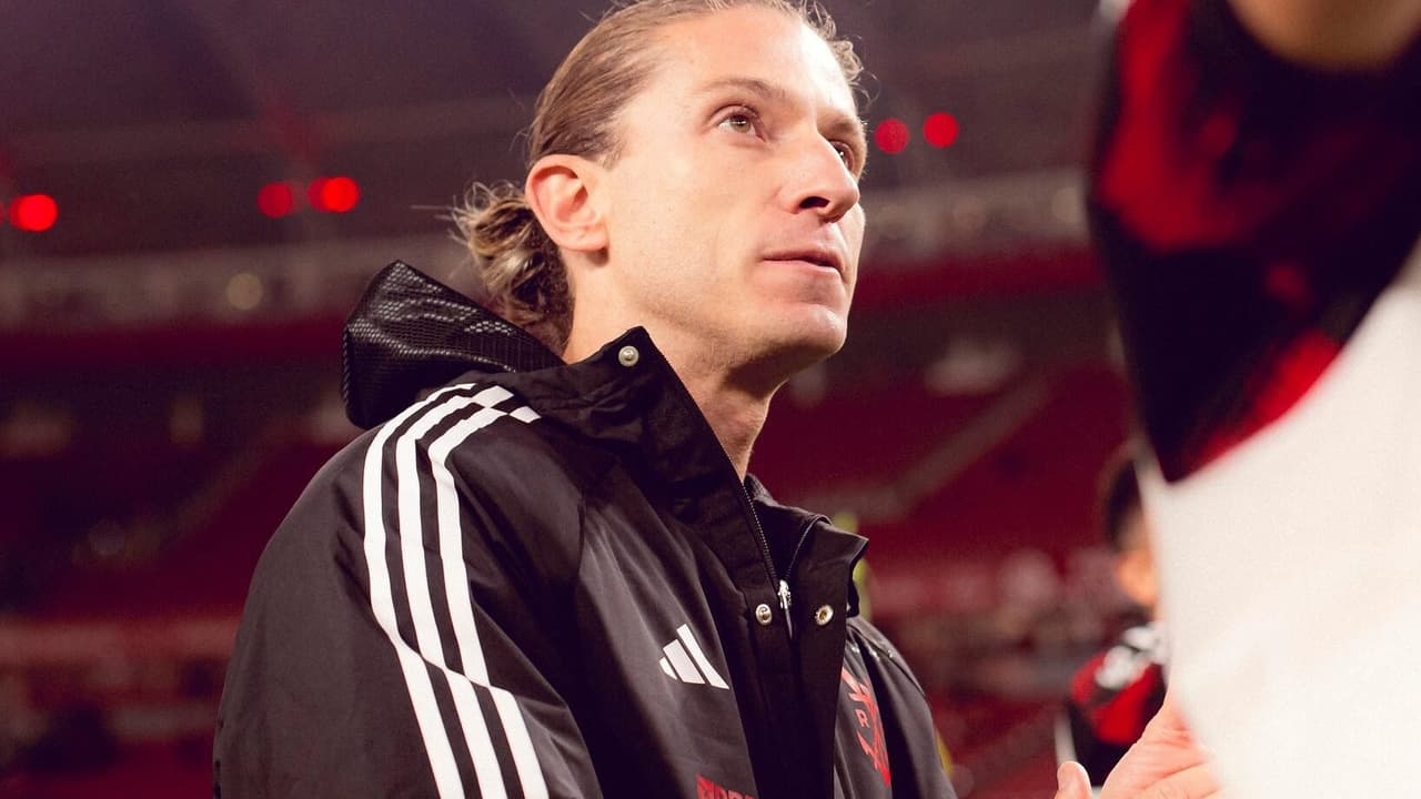 Filipe Luís completa dois anos longe dos gramados e relembra sua emocionante aposentadoria