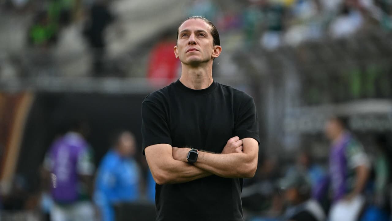 Filipe Luís almeja um futuro treinador no Flamengo, enquanto sua trajetória ganha novos contornos