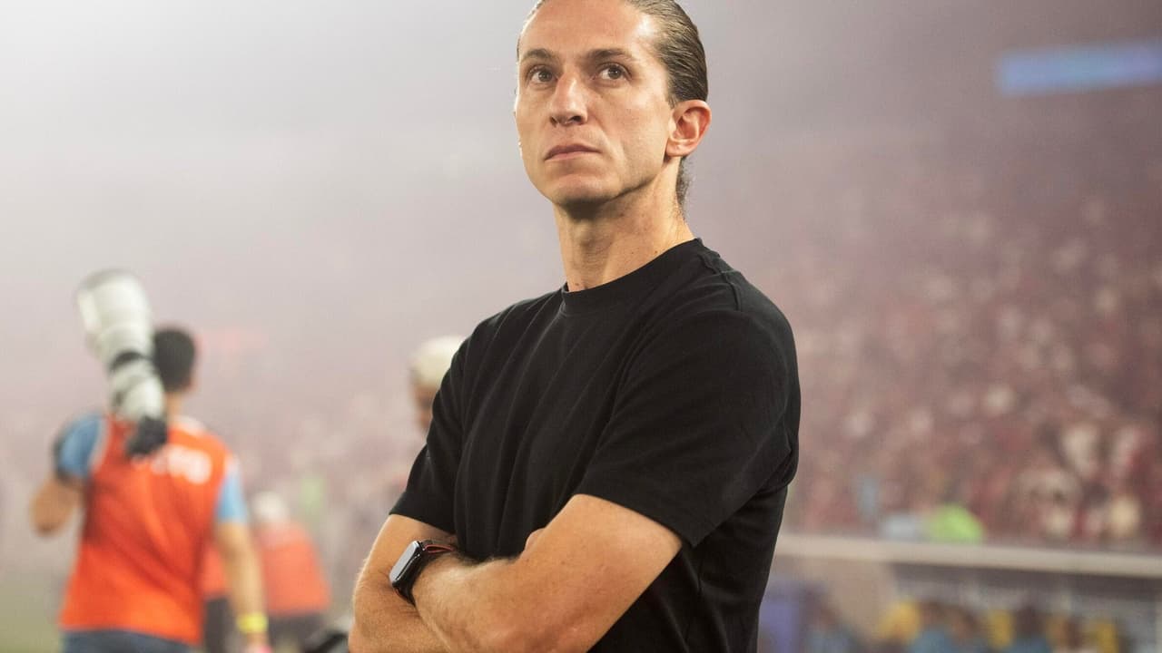 Filipe Luís define escalação do Flamengo e gera expectativa para duelo decisivo contra o Atlético-MG