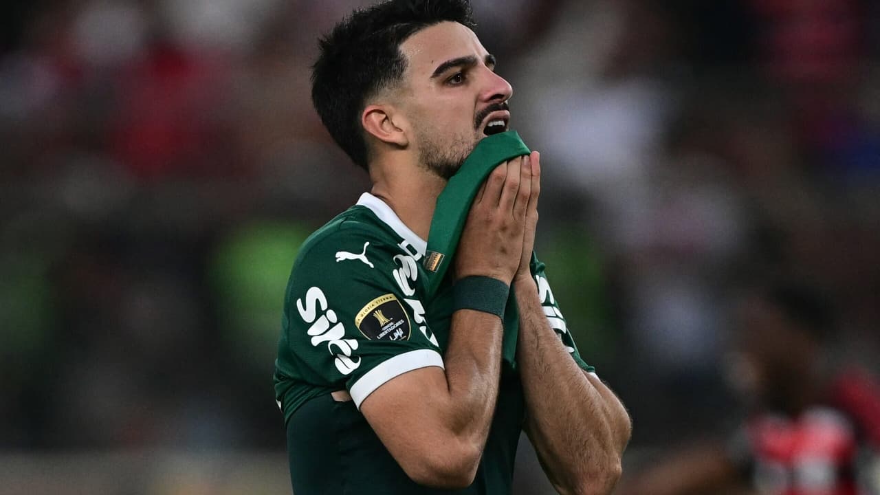 Flaco López cobra reação do Palmeiras após entrega em campo: 