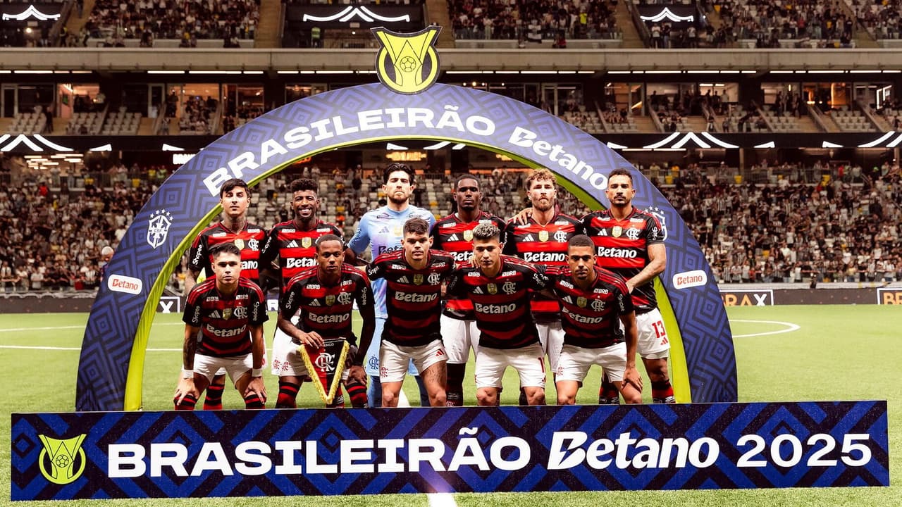 Flamengo empata com Atlético-MG e adia celebração do título, mas novidades animam torcida