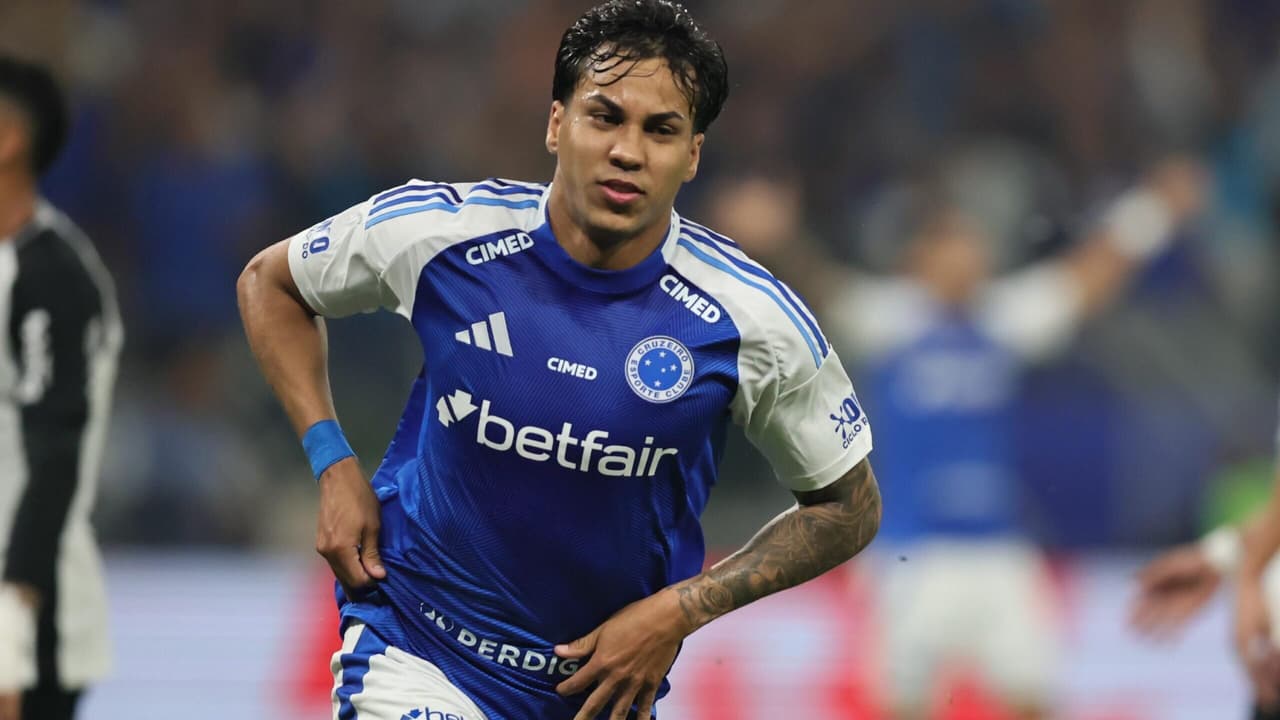 Kaio Jorge dispara em Cruzeiro x Corinthians e leva torcida à loucura com gol incrível: 