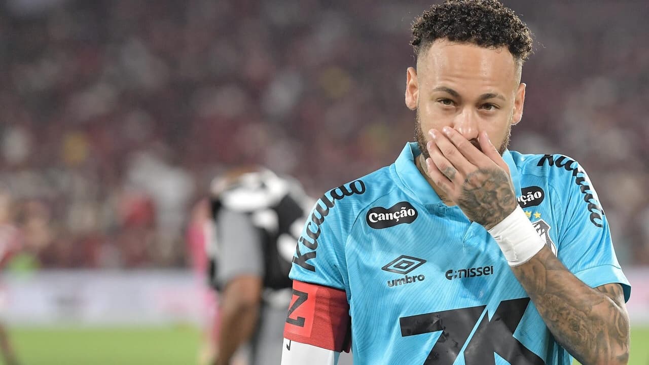 Neymar dispara em reação à rivalidade entre Flamengo e Santos: incidente polariza a web