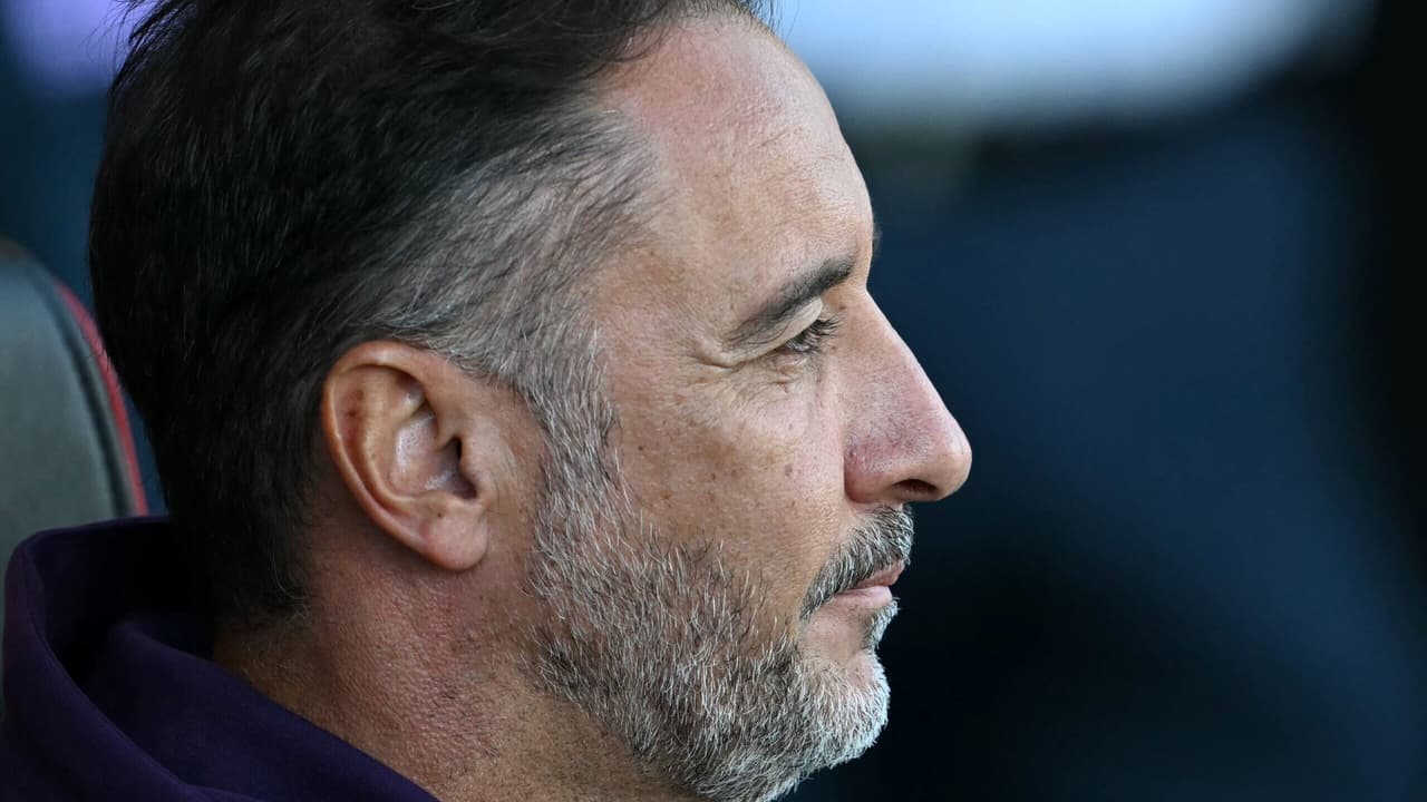 Vitor Pereira é demitido de clube da Premier League, após turbulência e insatisfação da torcida