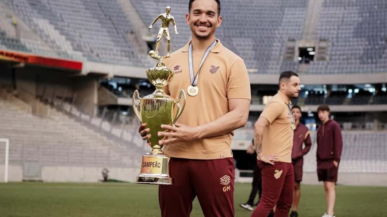 Corinthians encerra impasse e anuncia novo técnico para o Sub-17 em busca de renovação na base