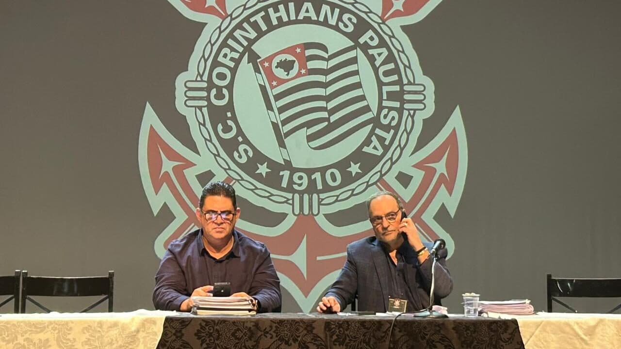 Voto do Fiel Torcedor ganha força e alivia tensões entre diretoria e torcida do Corinthians