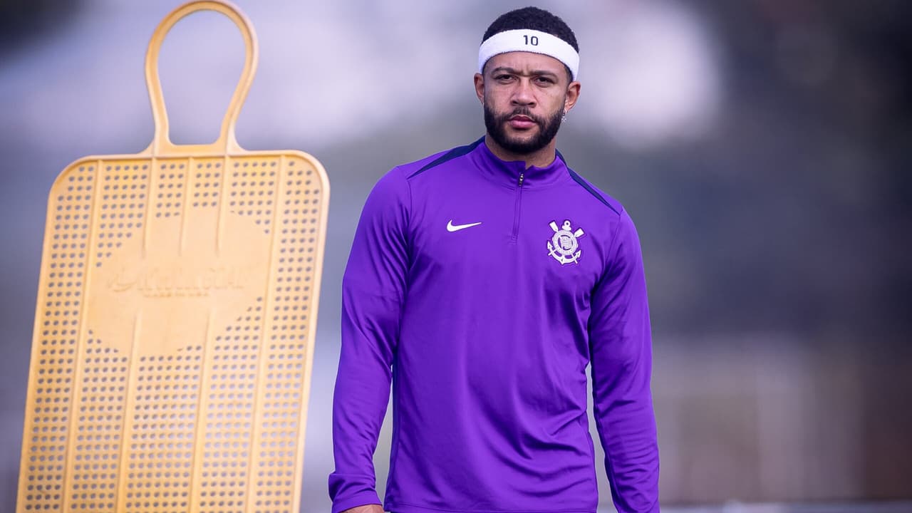 Presidente do Corinthians reage e contesta rumores sobre saída de Memphis de hotel no Brasil