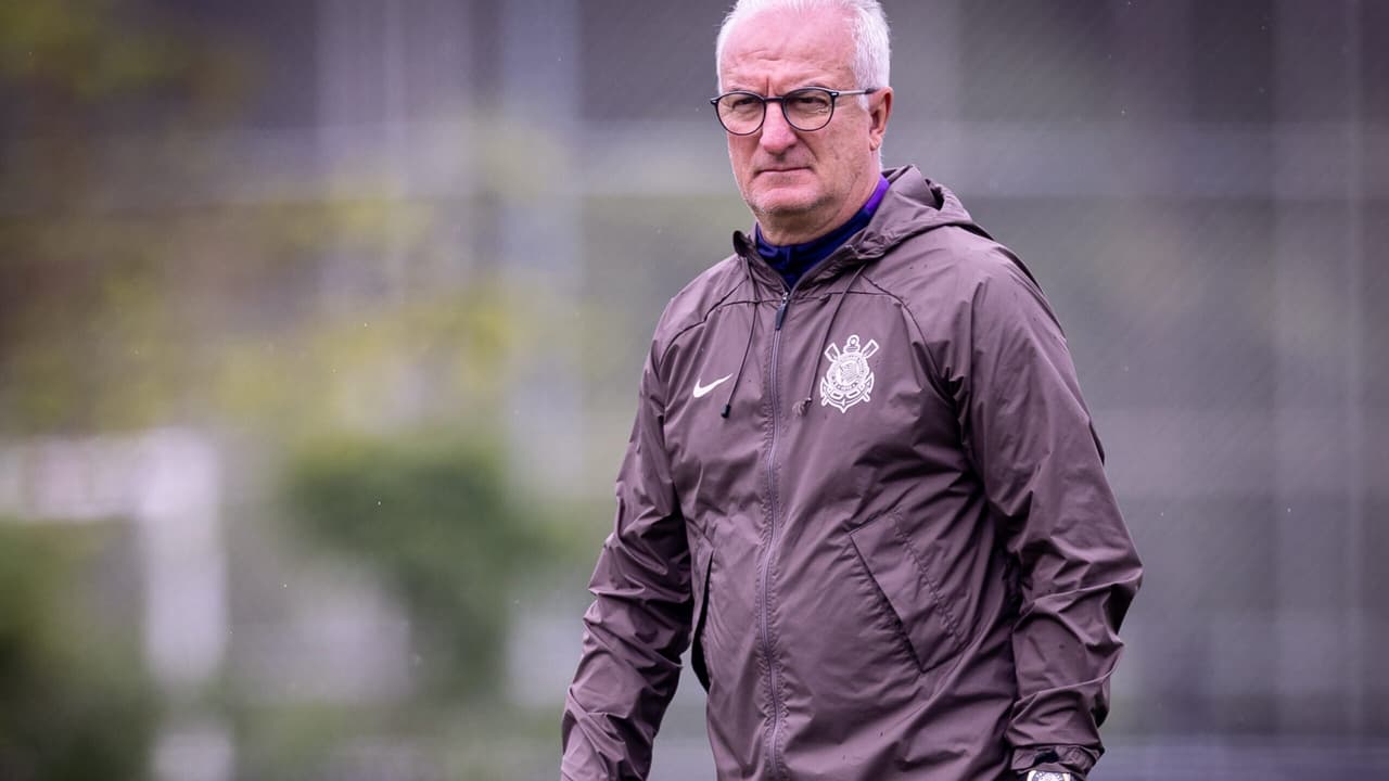 Dorival surpreende e altera escalação do Corinthians para duelo decisivo contra o RB Bragantino
