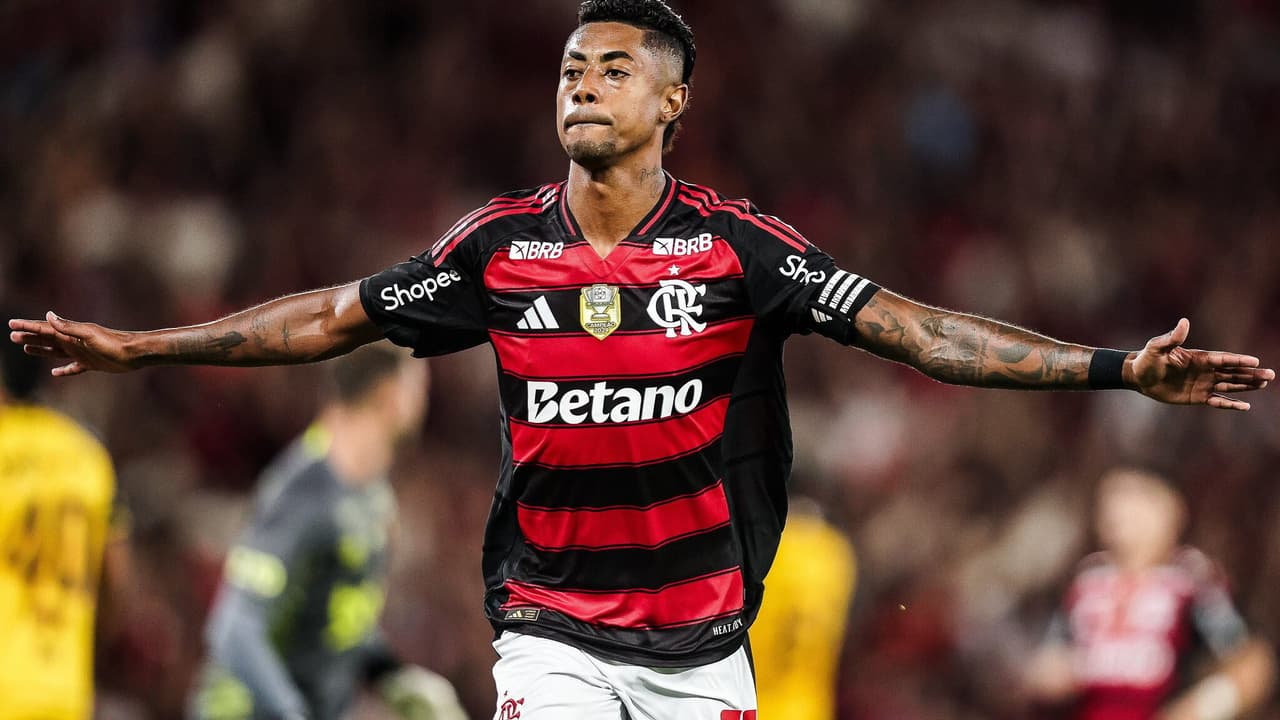 Flamengo usa história como trunfo e desafia Palmeiras na corrida pelo Brasileirão