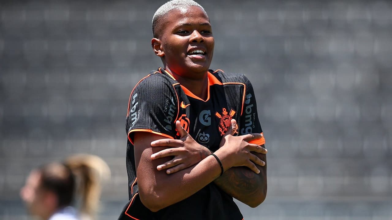 Corinthians mantém a liderança do Paulistão Feminino, enquanto São Paulo entra no G-4!