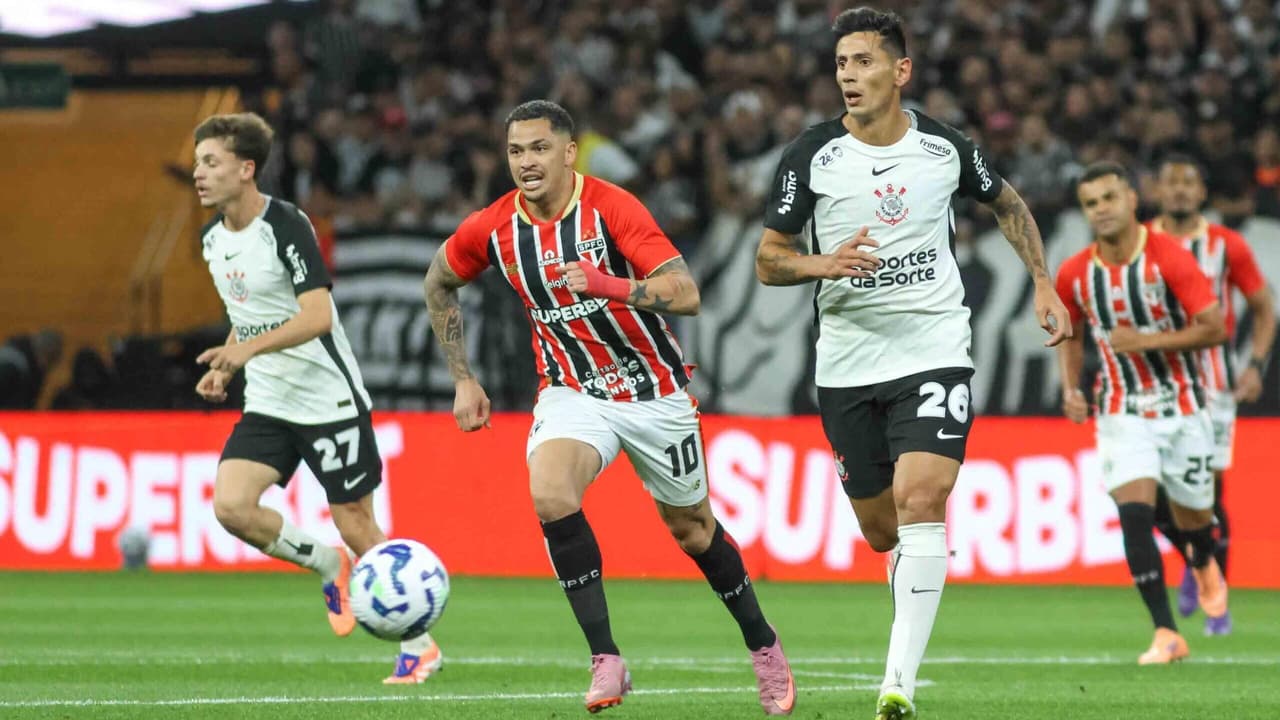 São Paulo lidera o Brasileirão, mas Corinthians reage e pressão aumenta nas últimas rodadas
