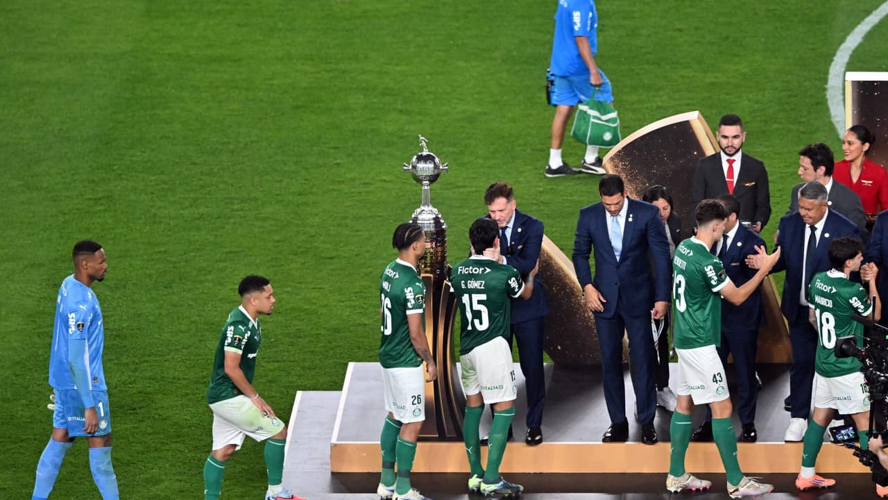 Palmeiras, após investir alto, desafia seu destino e mira virada de chave na temporada