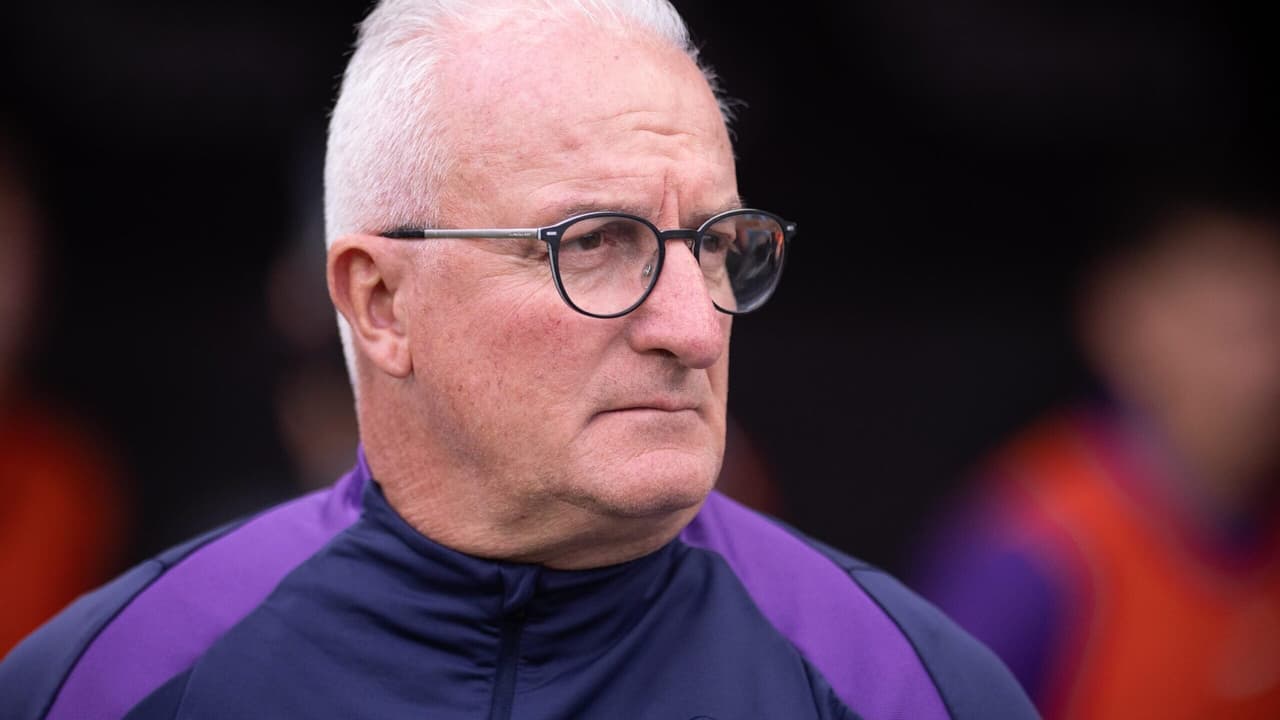 Dorival surpreende e gera polêmica com escalação do Corinthians contra o Cruzeiro em jogo decisivo