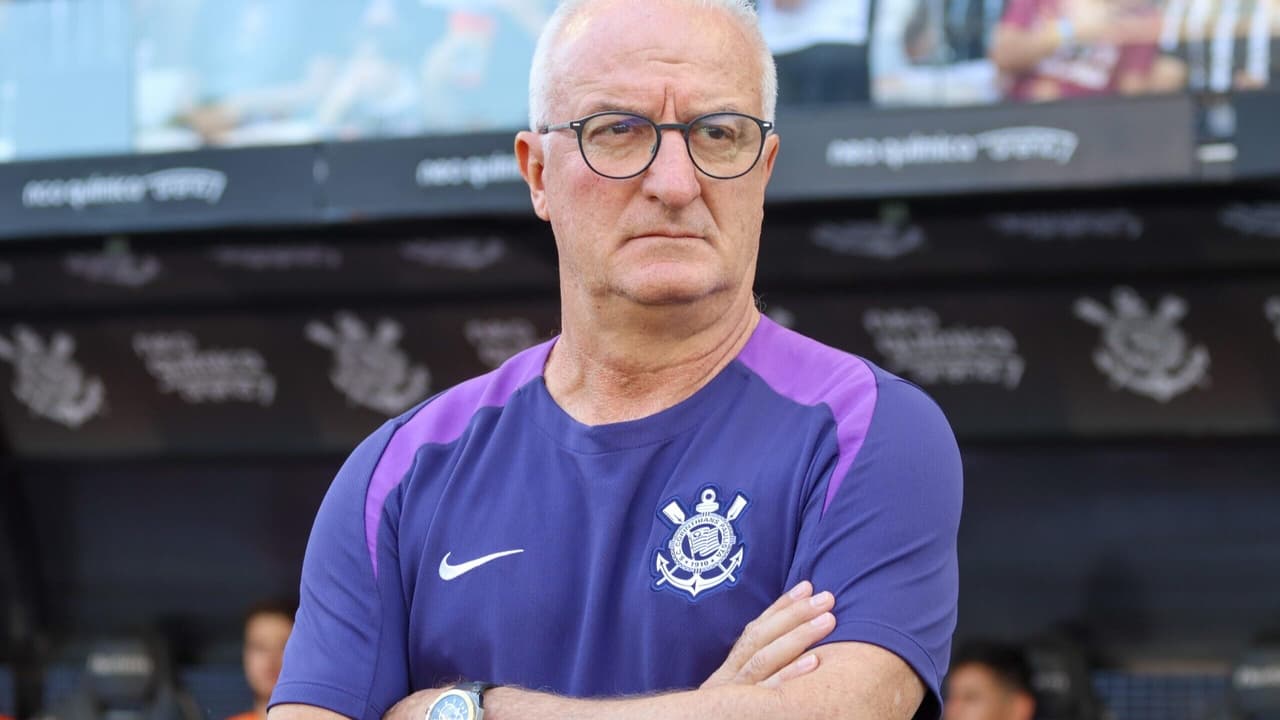 Dorival dispara críticas após derrota em Fortaleza: 