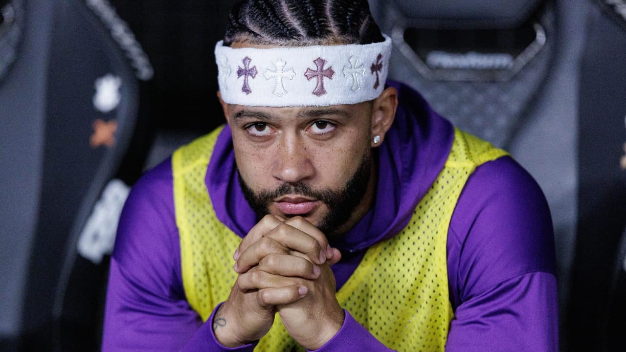 Corinthians revela escalação com Memphis à disposição para decisivo embate contra o Juventude