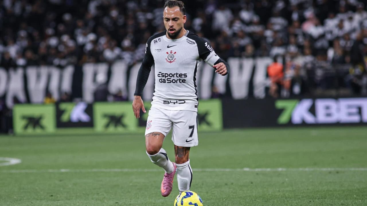 Maycon comenta futuro no Corinthians: 