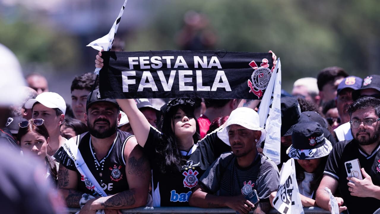 Corinthians provoca rivais e celebra título da Copa do Brasil com festa na Neo Química Arena