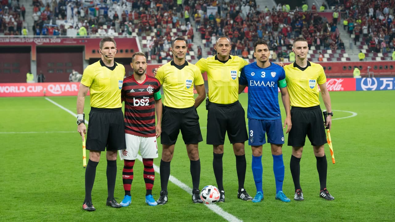 Fifa confirma arbitragem para PSG x Flamengo: tensão nos bastidores aumenta a expectativa do jogo
