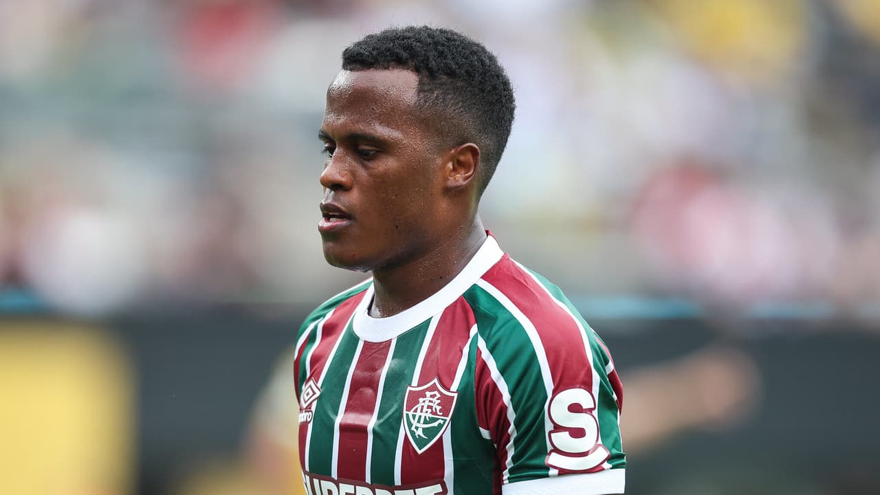 Arias responde a críticas em meio à polêmica envolvendo jogador do Flamengo e torcedores do Fluminense