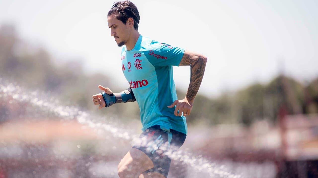 Pedro na mira do Flamengo: em jogo, recorde de conquistas na Copa Intercontinental!