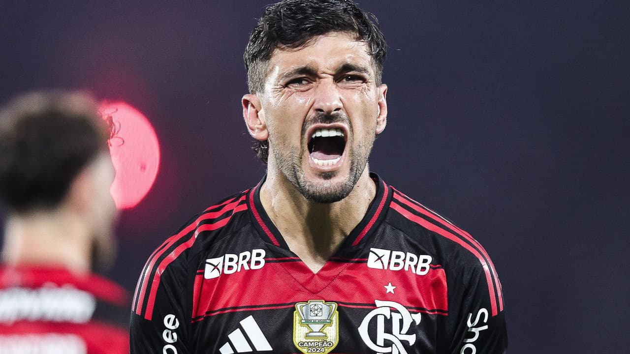 Arrascaeta desafia Messi na disputa pelo Prêmio Rei da América 2025; um troféu em jogo!