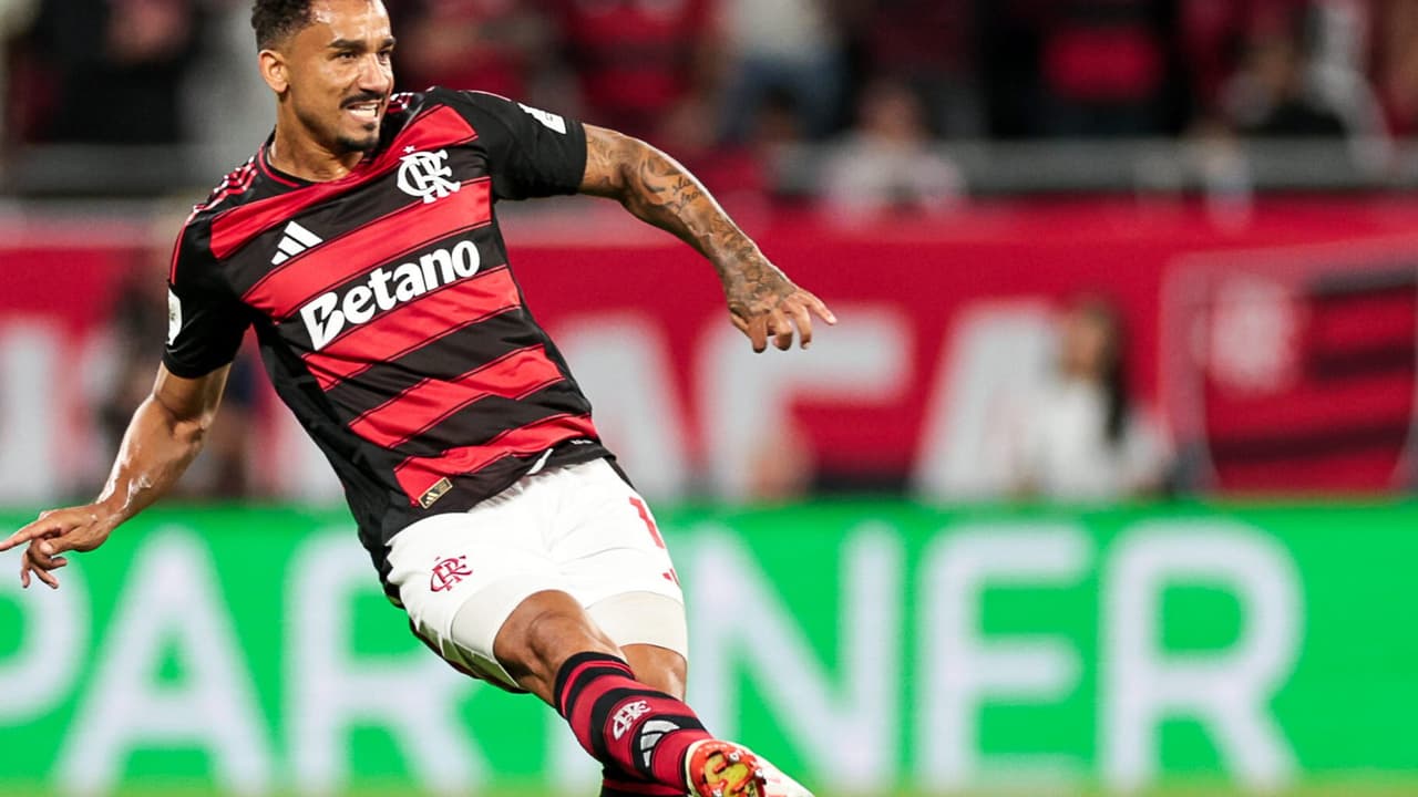 Danilo aponta Flamengo como favorito sobre PSG na final do Mundial: Obviamente