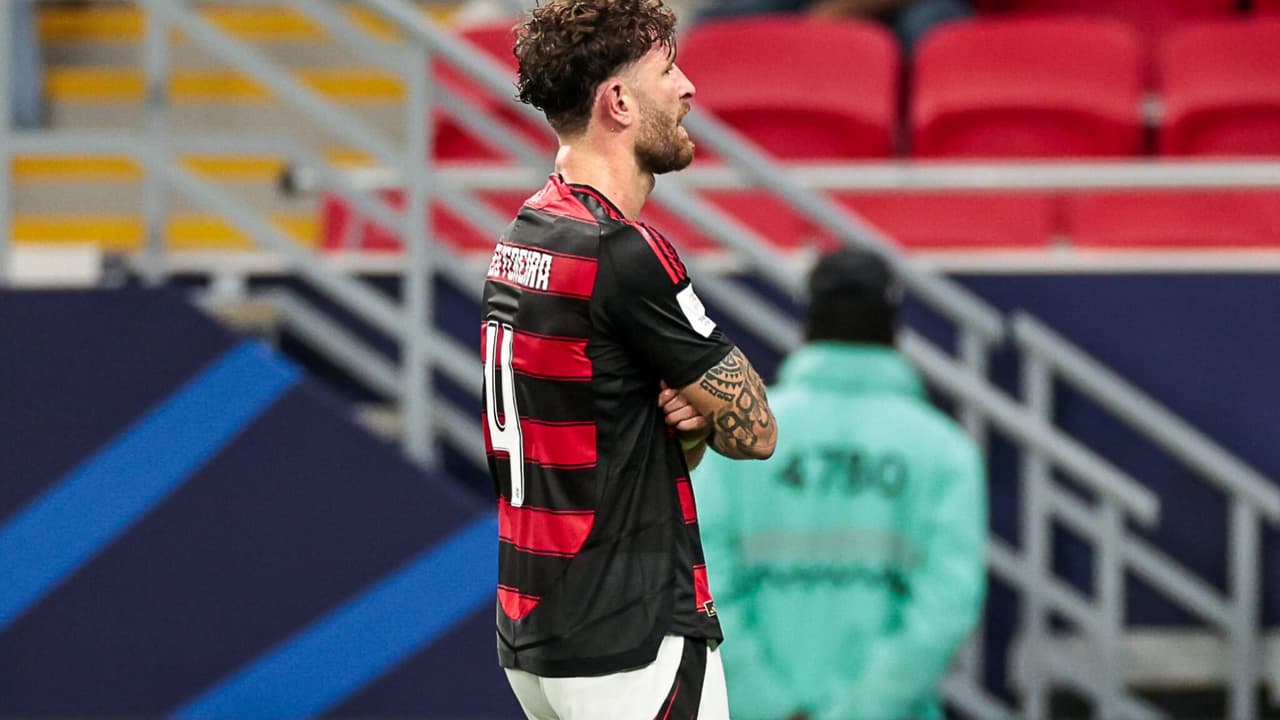 Léo Pereira brilha no Flamengo e se destaca como o jogador com mais minutos em 2023; confira!