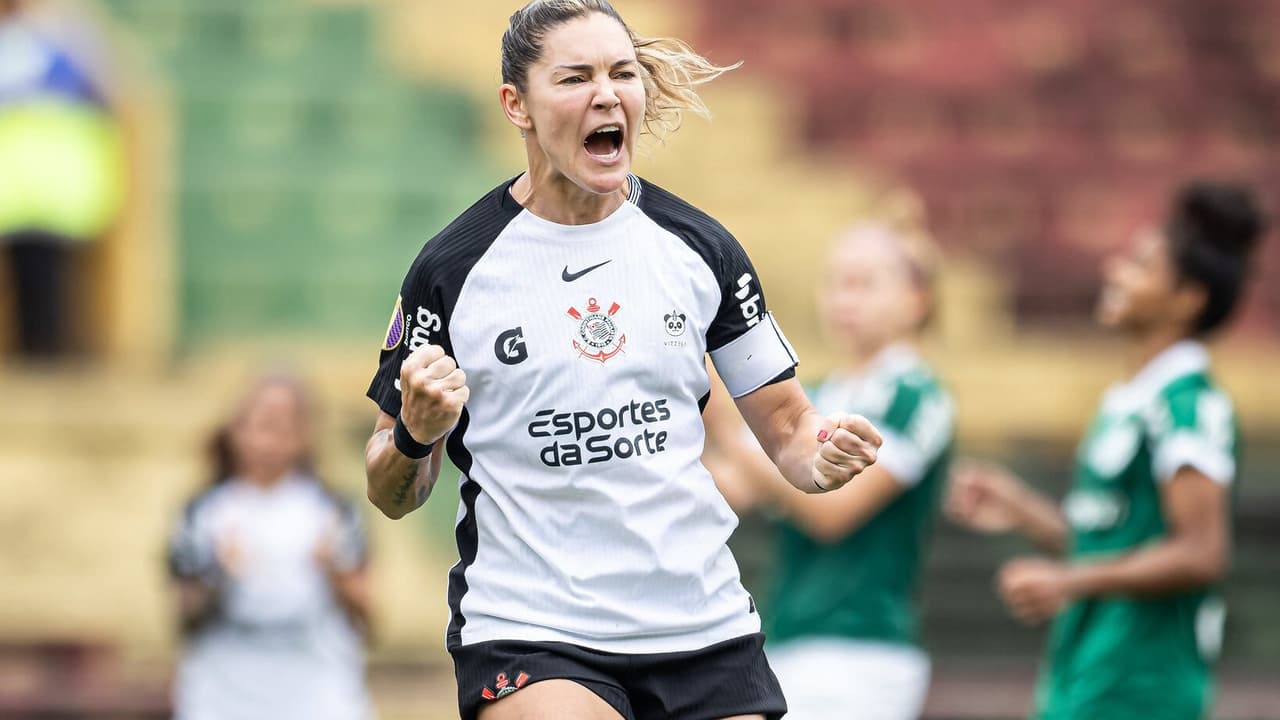 Após títulos, Gabi Zanotti cobra mais do Corinthians e destaca evolução da equipe: 