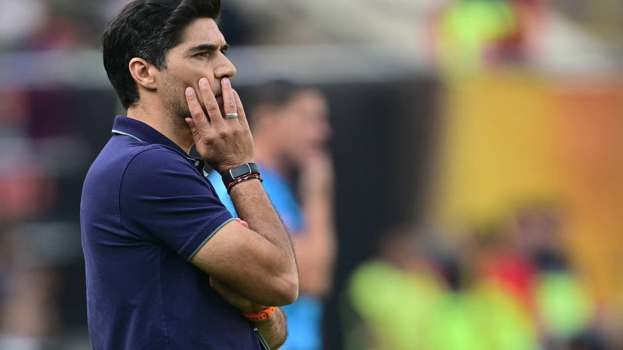 Após queda na Libertadores, Palmeiras reage e volta as atenções para o Brasileirão em busca da recuperação