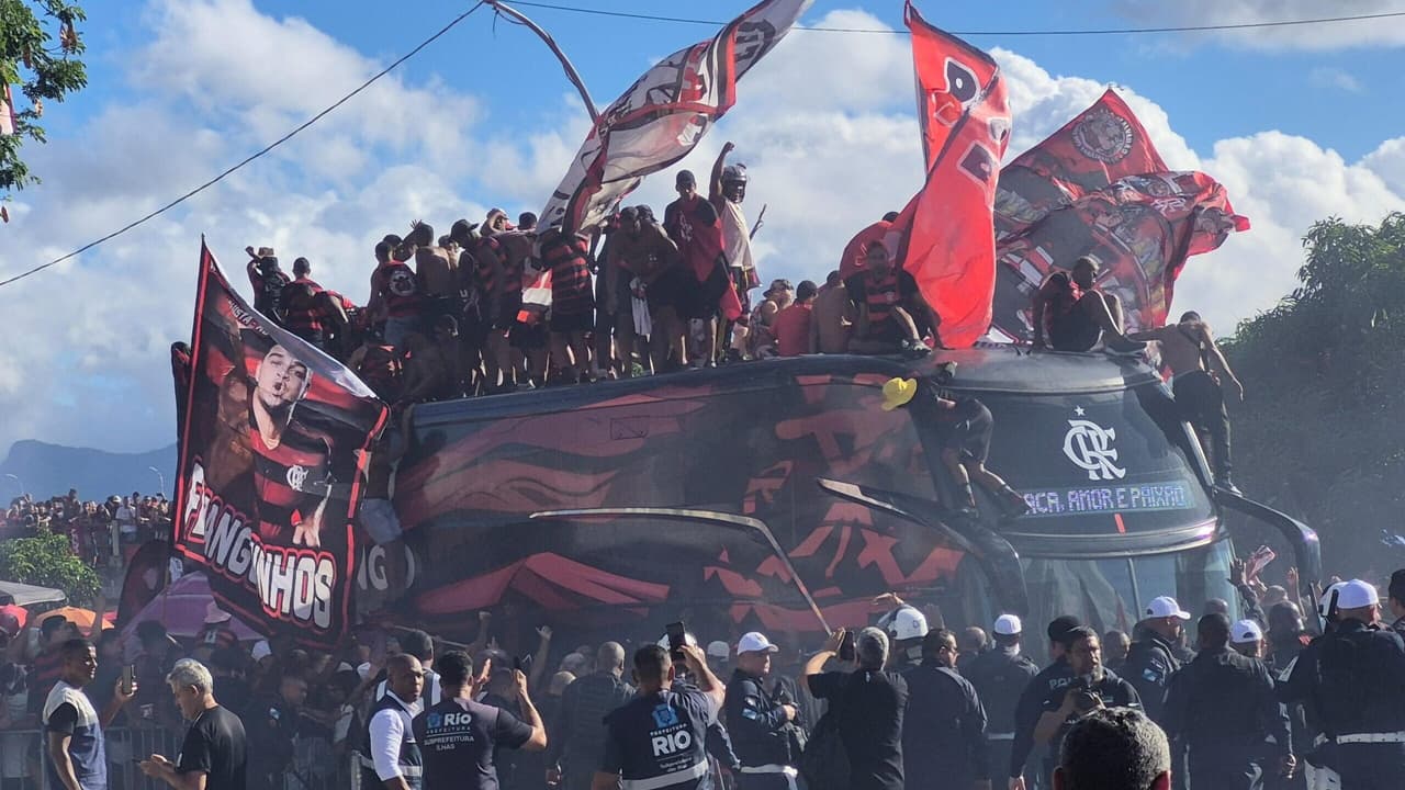 Torcida do Flamengo prepara recepção emocionante e festa de embarque rumo à Copa Intercontinental