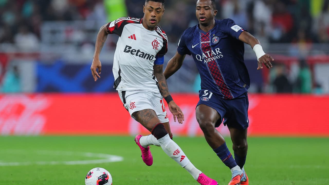 Bruno Henrique avalia duelo Flamengo x PSG e dispara: Jogamos de igual para igual