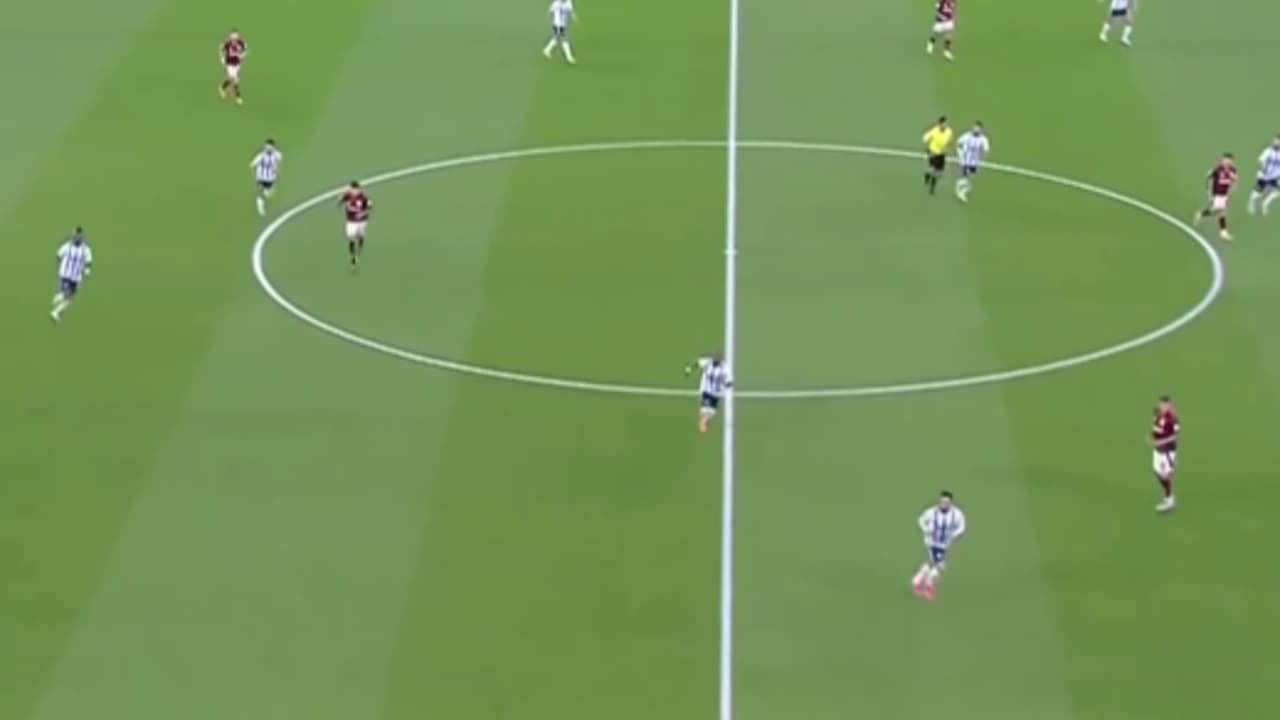 Flamengo e Pyramids em campo: torcida em choque com disputa intensa e emoções à flor da pele