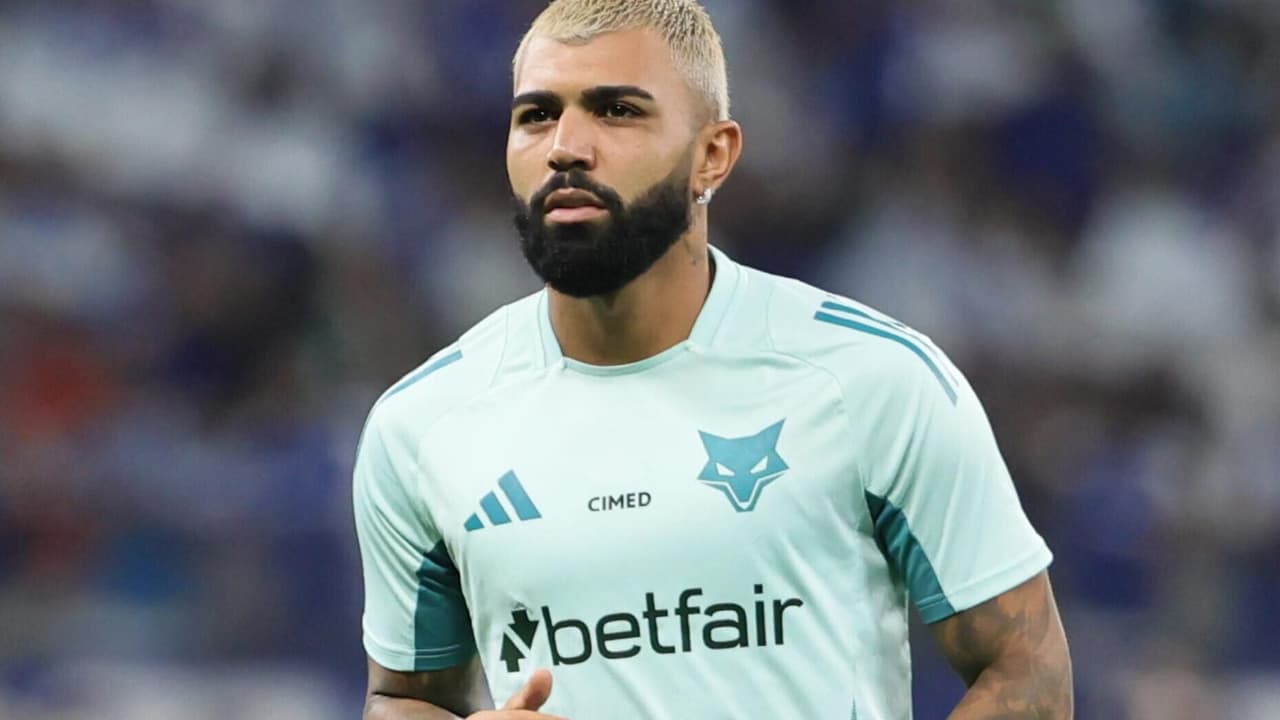 Hugo Souza brilha e defende cobrança de Gabigol em jogo decisivo entre Corinthians e Cruzeiro