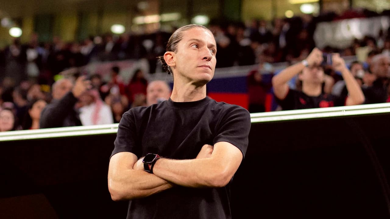 Rafinha comenta impasse na negociação de Filipe Luís com o Flamengo: Não precisa exagerar