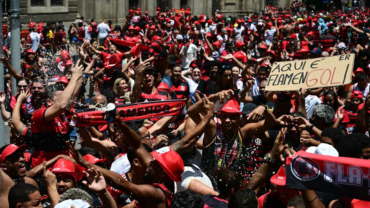 Flamengo provoca Palmeiras após conquistar Brasileirão, garantindo 