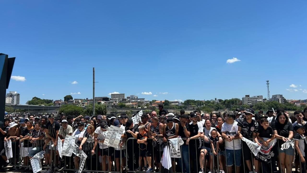 Corinthians faz a festa nas ruas: torcida celebra em grande estilo título da Copa do Brasil