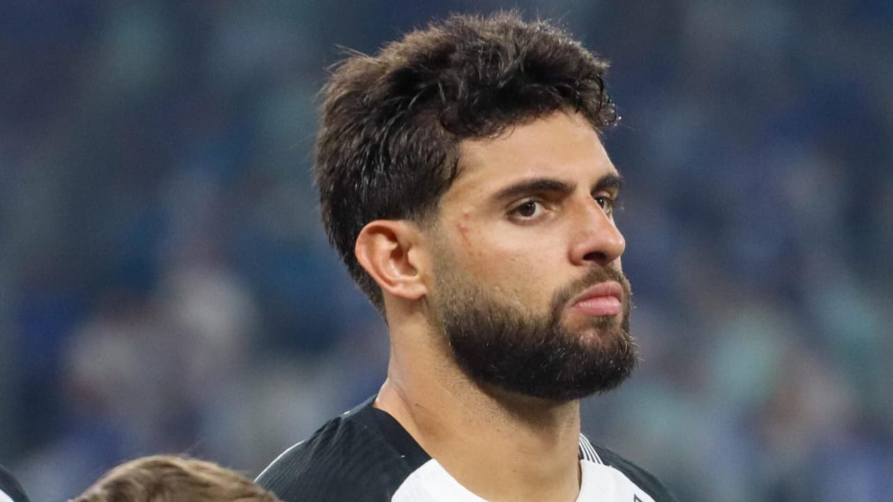 Torcedores do Corinthians se rendem a Yuri Alberto, que brilha e conquista a Fiel após vitórias