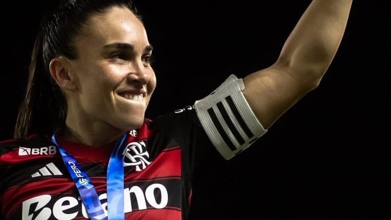 Agustina em alta: Flamengo enfrenta dilema, com propostas para manter a jogadora até o fim do ano