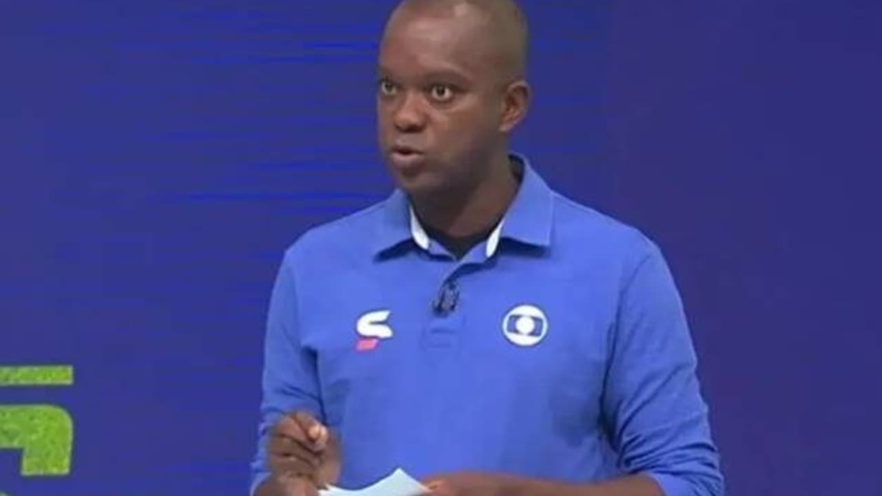 Flamengo reage a lance polêmico contra PSG; PC Oliveira cobra explicações em meio à controvérsia