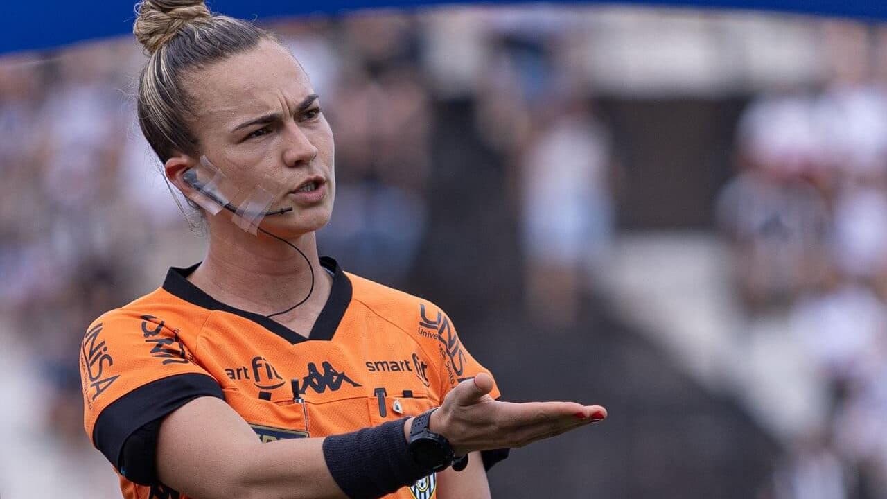 Marianna Nanni apita final do Paulistão Feminino entre Palmeiras e Corinthians; confira escalação da arbitragem