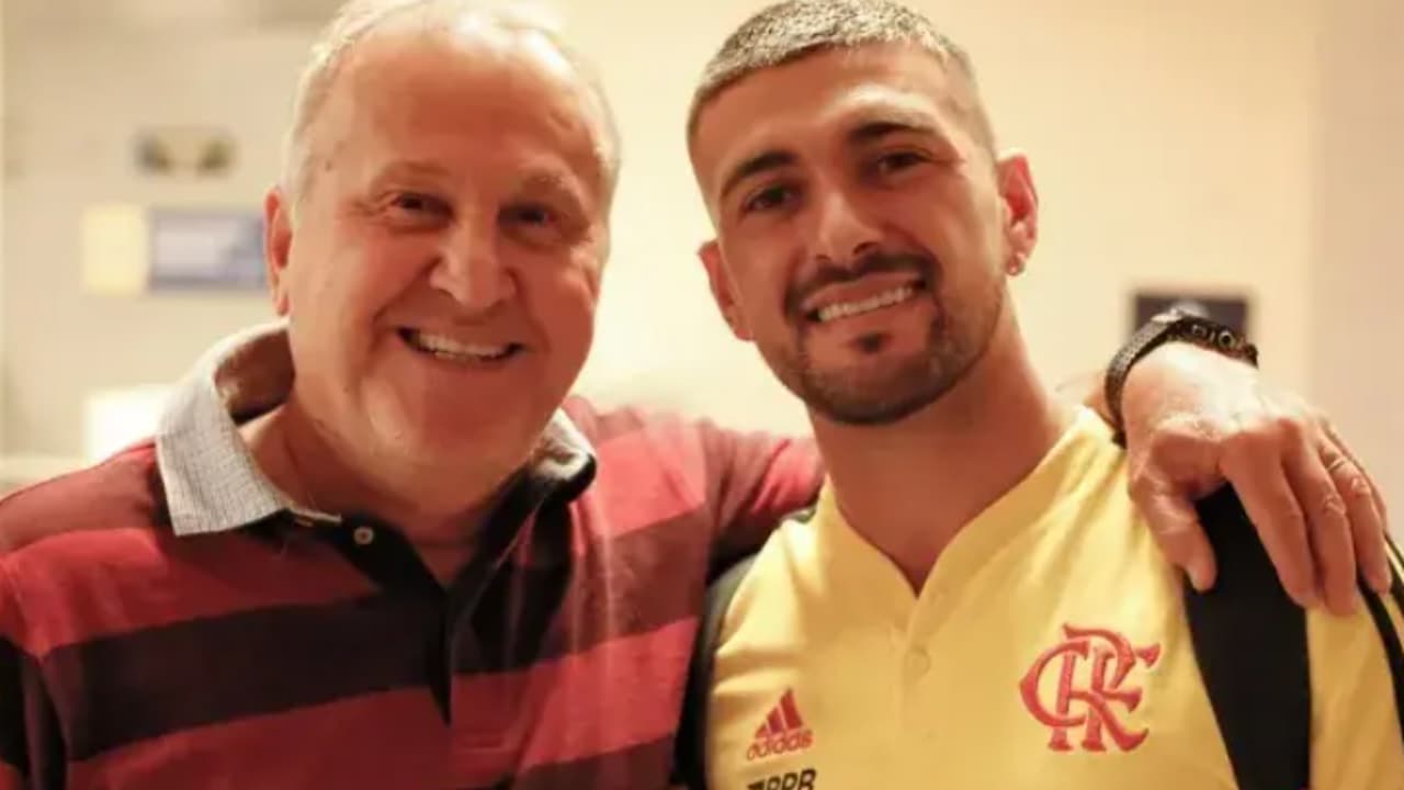 Zico elogia Arrascaeta e destaca influência de Filipe Luís na evolução do meia no Flamengo