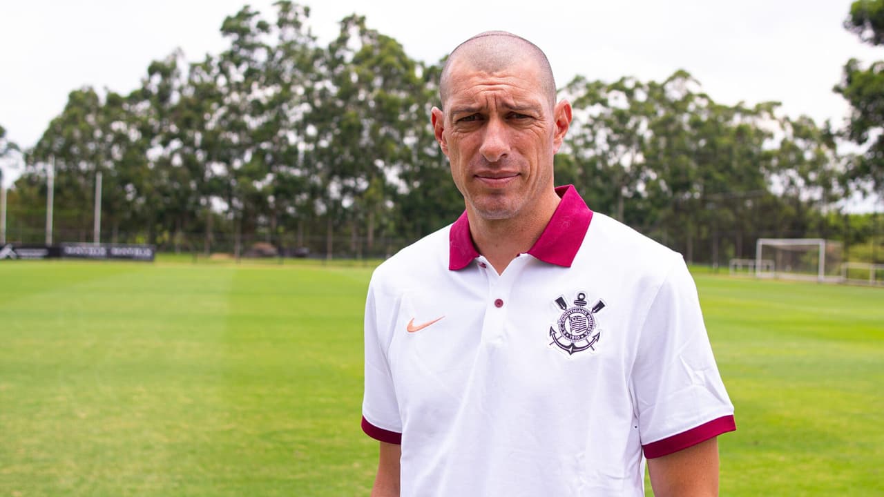 Corinthians oficializa João Paulo Di Fabio como novo auxiliar técnico da equipe Sub-20