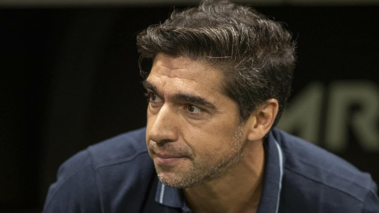 Palmeiras confirma retorno de estrelas e desafia o Santos em clássico decisivo na temporada