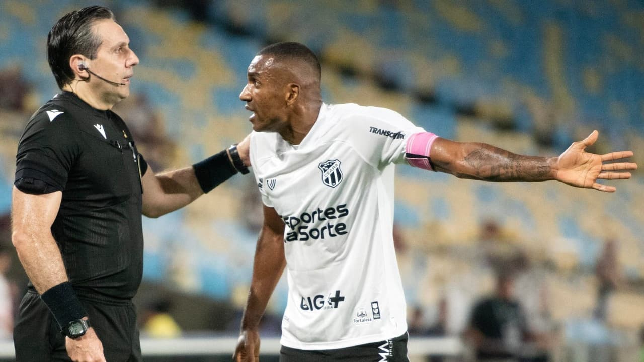 Remo confirma acerto com zagueiro ex-Flamengo em negociação direta com o Ceará