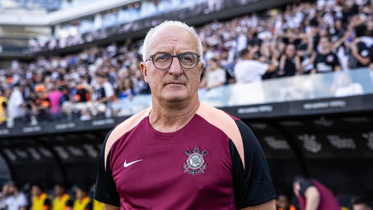 Dorival destaca Kaio César como peça-chave no Corinthians: 